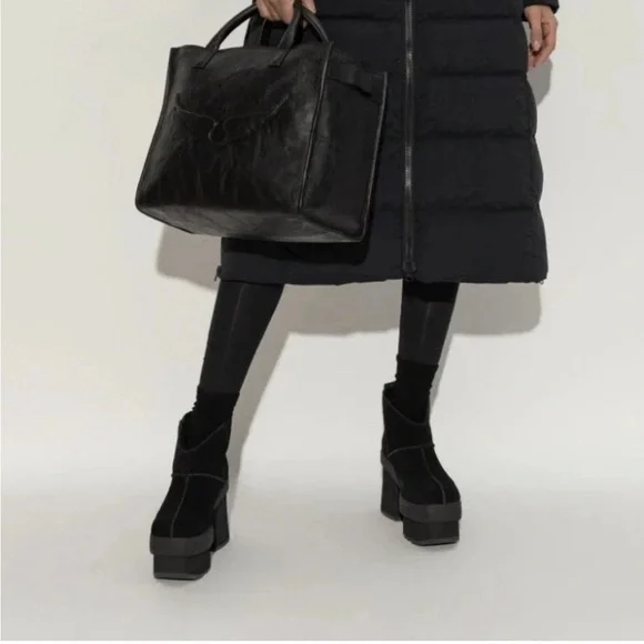 NWT UGG Black Mini New Heights 3” Platform Suede Boots Chunky Block Heel $200 - Picture 2 of 9